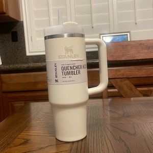 30oz Cream Stanley